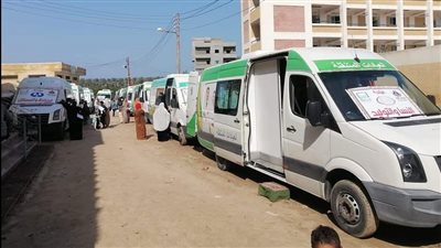 الكشف على أكثر من ألف مواطن في قافلة طبية بدمياط