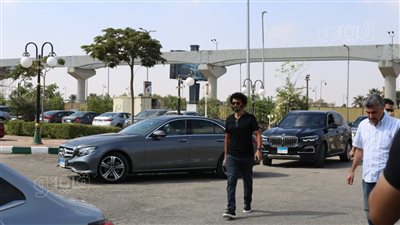 خالد النبوي وأحمد داود وعلا رشدي يشاركون بجنازة بهاء طاهر| صور