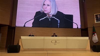 هيفاء أبو غزالة تعلن عن قمة اقتصادية عربية في موريتانيا 