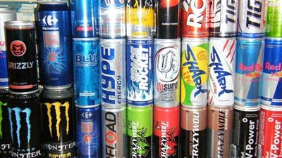 تسبب هذه الأمراض.. سلامة الغذاء تحذر من مشروبات الطاقة للأشخاص دون الـ 18 عاما