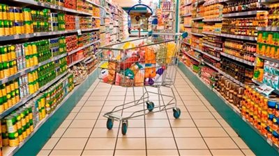 بعد صدمة ارتفاع الدولار.. الغرفة التجارية تكشف موعد استقرار أسعار السلع | فيديو