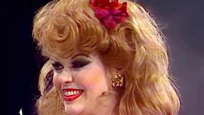 في ذكرى ميلادها.. كيف صنعت أغنية الطشت قاللى قصة نجاح عايدة الشاعر؟