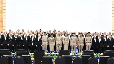 القوات المسلحة تحتفل بتخرج الدفعة الأولى لمأموري الضرائب المتعاقدين للعمل لصالح المالية