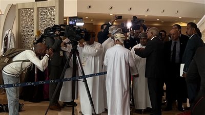 توافد وزراء الخارجية العرب على المركز الدولى للمؤتمرات في الجزائر | صور 