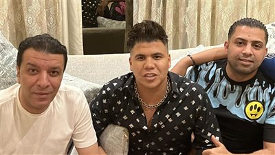 عمر كمال يكشف تفاصيل حالته الصحية.. عملية جراحية تسببت في تورم وجهه 