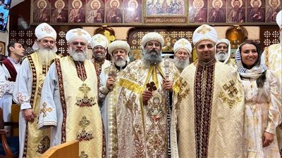 الأنبا دانيال يرسم كاهن جديد بإيبارشية ملبورن 