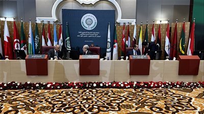 تحضيرا لقمة الجزائر.. بدء اجتماع وزراء الخارجية العرب| صور