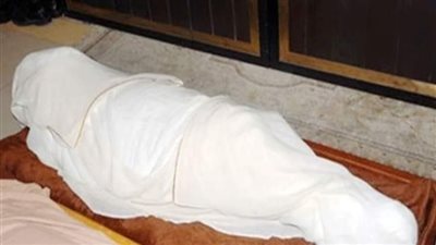 رائحة كريهة تقود مباحث القاهرة لجثة شخص متحللة داخل شقة بالخليفة