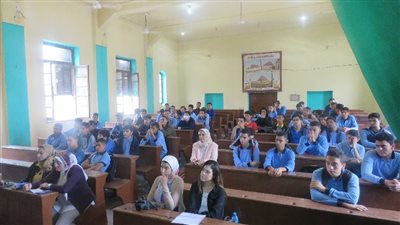 الداخلية تنظم حملات توعية بمخاطر المخدرات في المدارس | صور