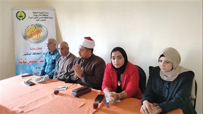 انطلاق سلسلة ندوات وحدة تكافؤ الفرص لدعم أبناء قرية الروضة ببئر العبد |صور 