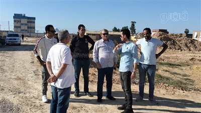 رئيس مياه مطروح يتابع إقامة مشروع صرف صحي بقرية سيدنا هود