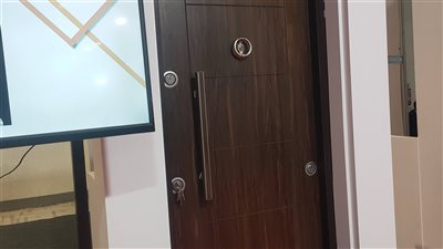 الملتقى الدولي للصناعة يشهد إعلان تصنيع أبواب مصفحة مصرية 100%