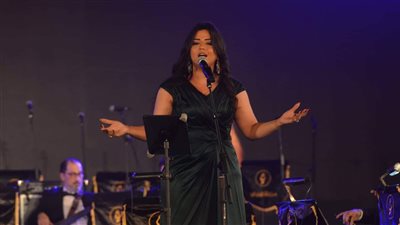 إيمان عبد الغني تتألق بروائع الزمن الجميل في مهرجان الموسيقى | صور