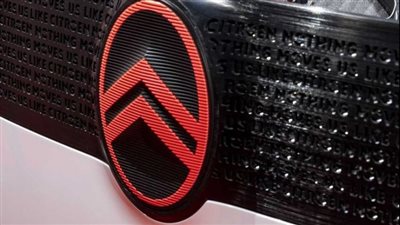 بعد استحواذ ماسك على المنصة.. شركات السيارات تعلن موقفها من استخدام تويتر