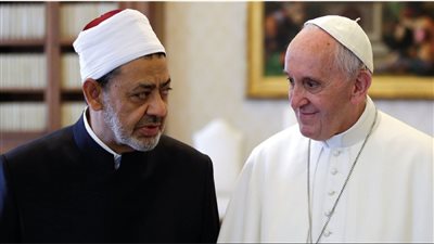 الطيب وفرنسيس يتحدان لمواجهة تغير المناخ ونقص الغذاء في اجتماع حكماء المسلمين 