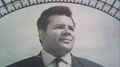 ابنة الموسيقار علي إسماعيل: عبد الناصر طلب منه حلق شعره وهذا سبب خلافه مع العندليب | فيديو