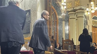 مي نور الشريف وإبراهيم المعلم وعبد الله السناوي في عزاء بهاء طاهر | صور