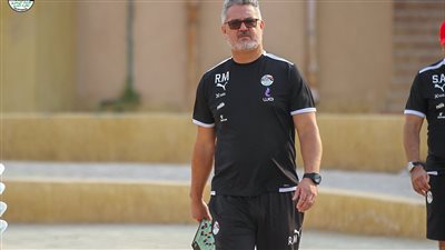 ميكالي يطير إلى البرازيل خلال ساعات لقضاء إجازة مع عائلته