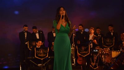 جنات من حفلها بـ