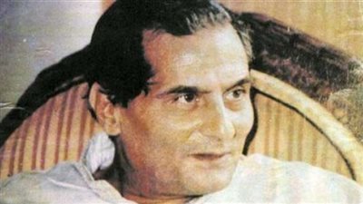 فؤاد حداد.. والد الشعراء الذي أصابه السادات باكتئاب نفسي.. وهذه حكاية أغنيته 