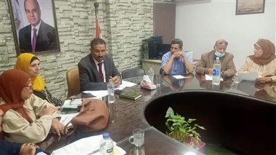 تعليم الجيزة يناقش عقود الشراكة والقيمة الإيجارية للمدارس الفنية