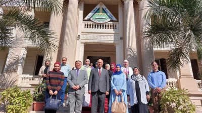 رئيس جامعة بنها يستقبل أعضاء لجنة مكافحة العدوى بالمجلس الأعلى للجامعات