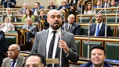 حامد ماهر يؤدي اليمين نائبا بالبرلمان بمقعد وزير الصناعة أحمد سمير 