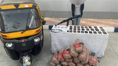 التحقيق مع عاطل لحيازته سلاح ناري وبانجو وحشيش وهيروين بدمياط 