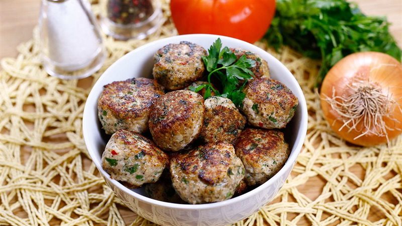كفتة الدجاج بالكوسا