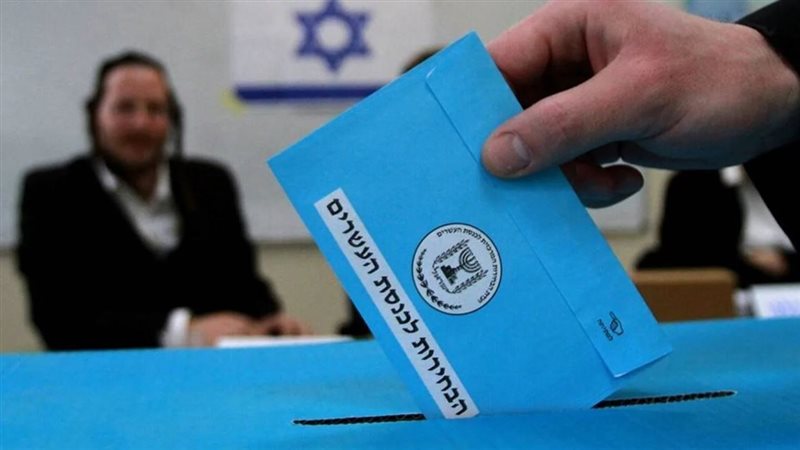 فتح صناديق الاقتراع