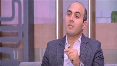 هل الشهرة مرض نفسي يؤدي للهوس؟ طبيب نفسي يجيب|فيديو