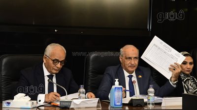 وزير التعليم: الدروس الخصوصية «أمر واقع» وتقنينها مجرد اقتراح.. تخصيص حصص لمشاهدة قناة «مدرستنا» في الفصول.. والانتهاء من مواصفات امتحانات الثانوية العامة