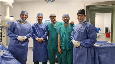 إجراء أول عملية جراحية باستخدام المنظار الجراحي للعمود الفقري ببنها الجامعي