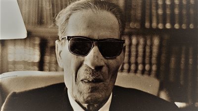  معارك‭ ‬العميد.. هاجم “الرافعي”.. وخضع للتحقيق بسبب “الشعر الجاهلي”.. وتحداه زكي مبارك في معركة “لقمة العيش”