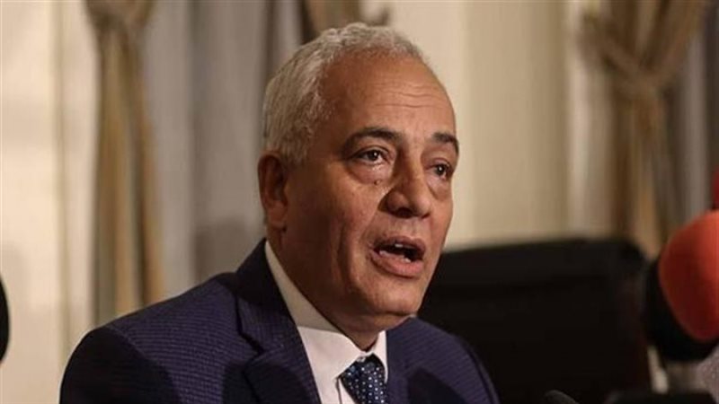رضا حجازي وزير التربية