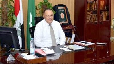 محافظ الشرقية يستعرض تقارير مديريات الخدمات 