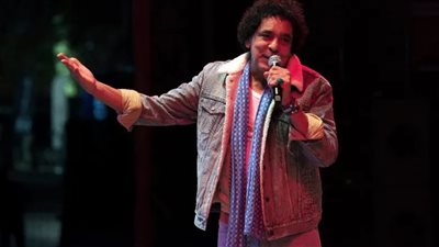 قبل انطلاق حفل الليلة بمهرجان الموسيقى العربية.. قائمة بأجمل أغاني محمد منير | فيديو 