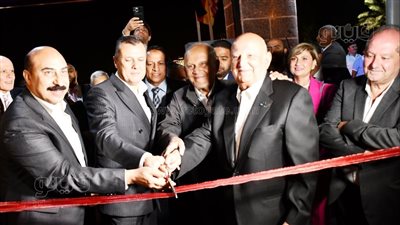 في أجواء ساحرة.. وزير الآثار ومحافظ أسوان يفتتحان فندقا سياحيا جديدا l صور