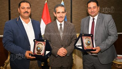 محافظ الغربية يكرم رئيسي حيي أول وثانى طنطا