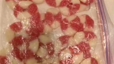 جمارك مطار القاهرة تحبط محاولة تهريب حلوي بالمخدرات 