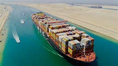 معلومات الوزراء: ارتفاع متوسط العبور اليومي بقناة السويس إلى 68 سفينة خلال أكتوبر 2022 |إنفوجراف