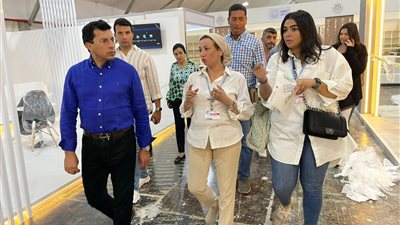 استعدادا لمؤتمر المناخ.. وزيرا الشباب والبيئة يتفقدان التجهيزات النهائية للمنطقة الخضراء