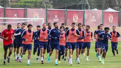 الأهلي يواصل تدريباته ويكتفي بتقسيمه بعد إلغاء ودية الشباب