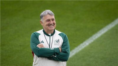 مدرب المكسيك: نسعى لهز شباك السعودية بأهداف كثيرة