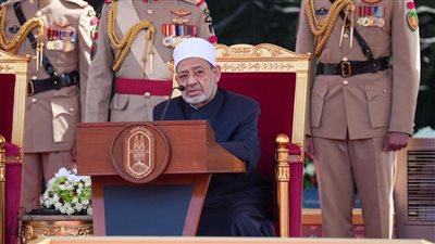 شيخ الأزهر من البحرين: غياب العدالة الدولية سبب مآسي الشرق والغرب
