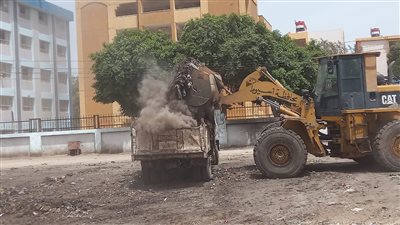 رفع 360 طن قمامة خلال عدة حملات للنظافة بـ 4 مراكز بأسيوط 