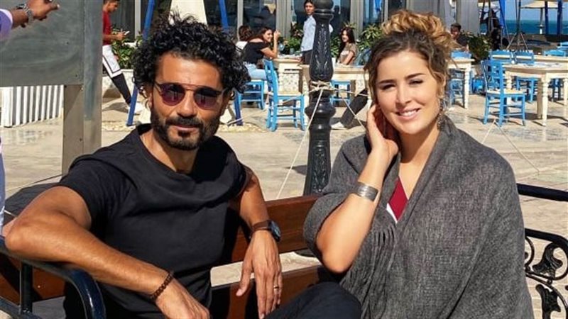 عائشة بن أحمد مع