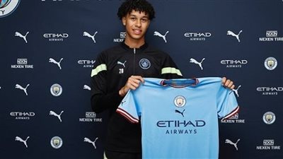 مانشستر سيتي يعلن التعاقد مع إيميلو لورانس موهبة فريق إيفرتون