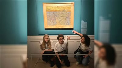 لاتقدر بثمن.. تلطيخ لوحة 