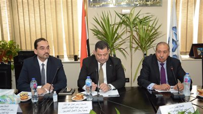 جمعية رجال الأعمال تطالب البنوك بتشجيع الصادرات